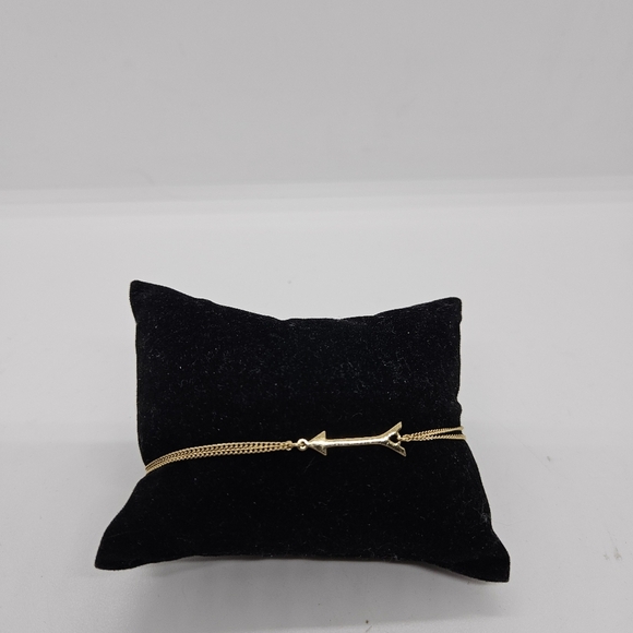 Stella & Dot gold tone and yellow drawstring bracelet with arrow charm - Picture 1 of 4